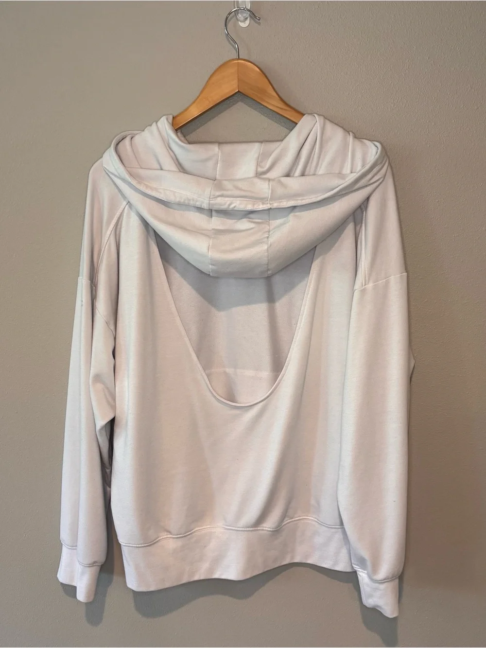 ALO Yoga White Logo Pullover Hoodie with Open Back Medium